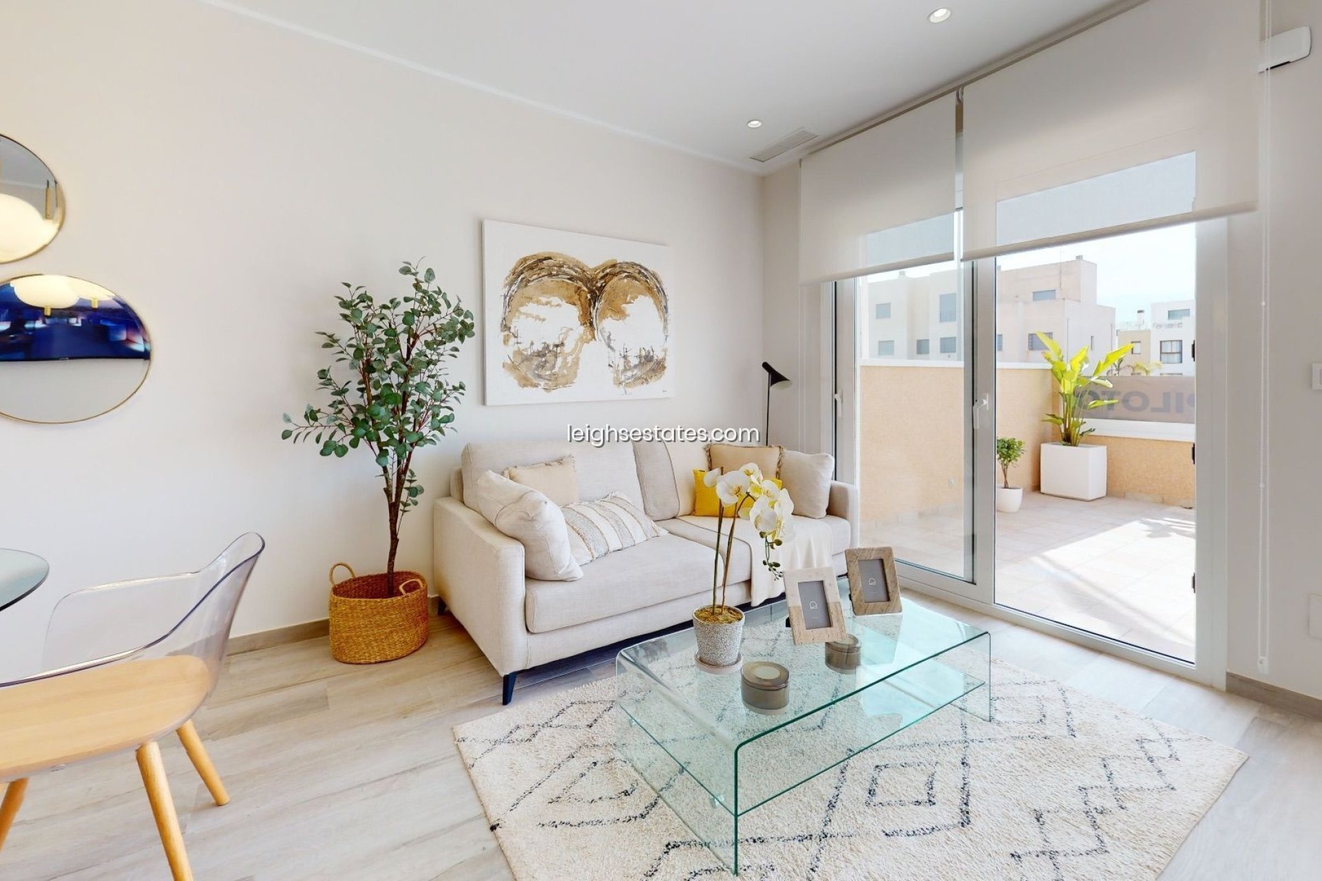 Neue Gebäude - Stadthaus -
Pilar de la Horadada