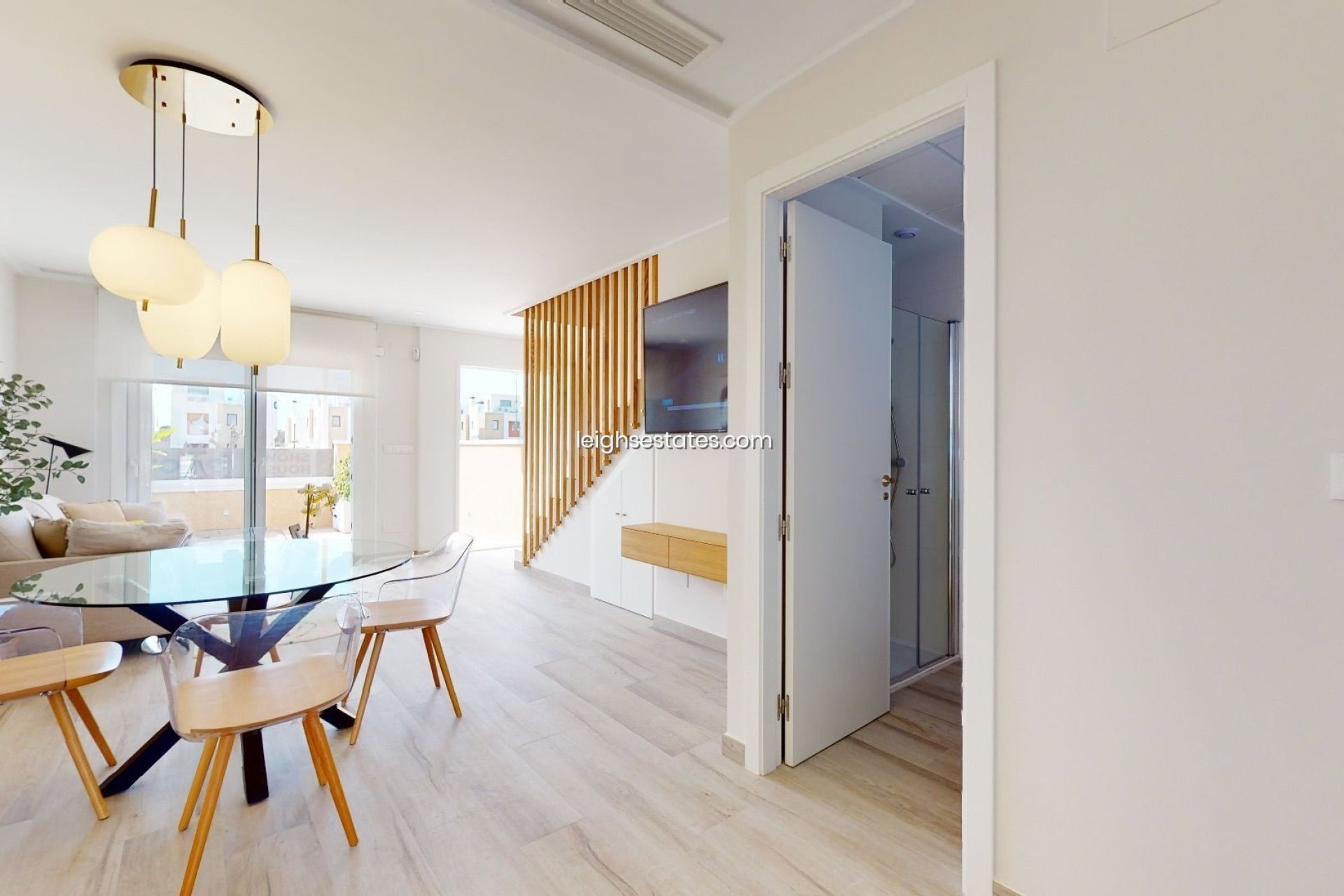 Neue Gebäude - Stadthaus -
Pilar de la Horadada