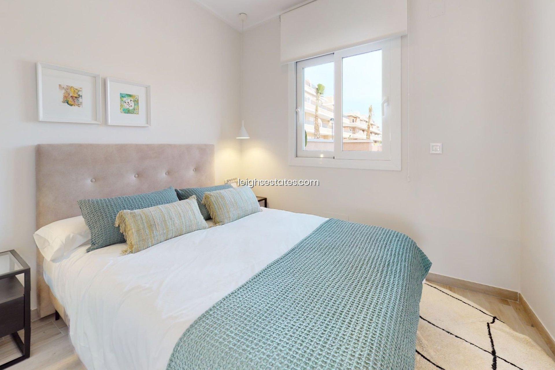 Neue Gebäude - Stadthaus -
Pilar de la Horadada