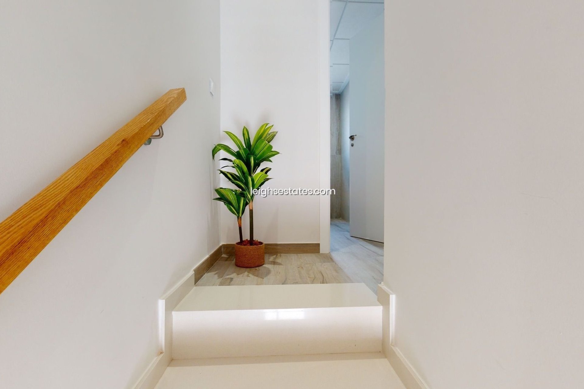 Neue Gebäude - Stadthaus -
Pilar de la Horadada