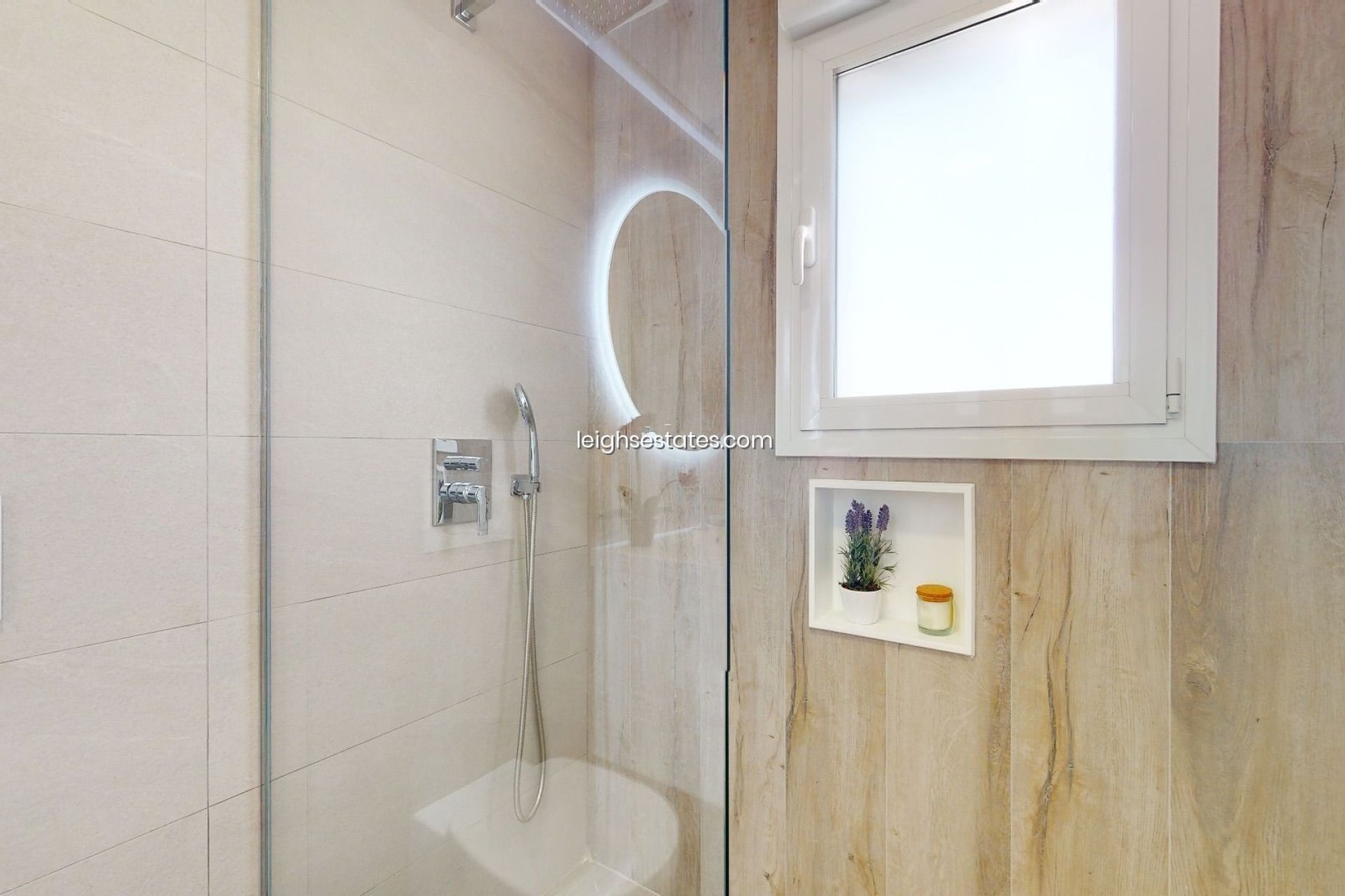 Neue Gebäude - Stadthaus -
Pilar de la Horadada