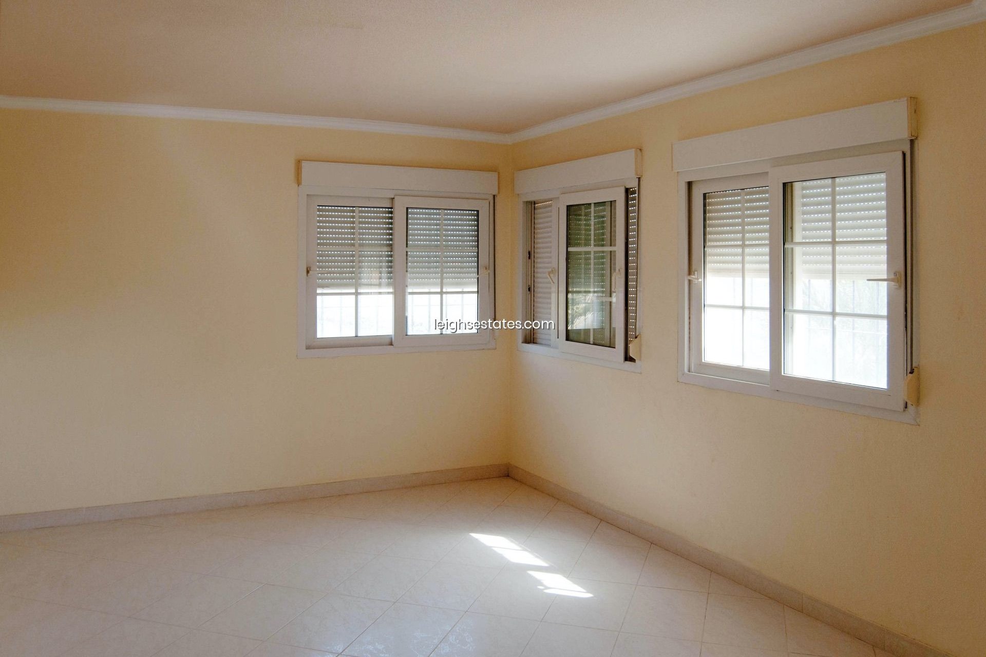 Neue Gebäude - Villa -
La Manga - urb veneziola golf