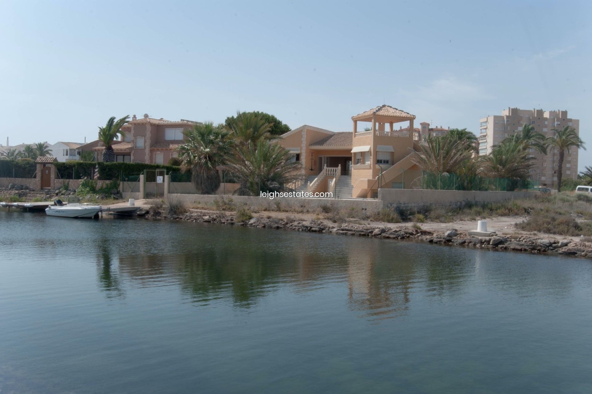 Neue Gebäude - Villa -
La Manga - urb veneziola golf