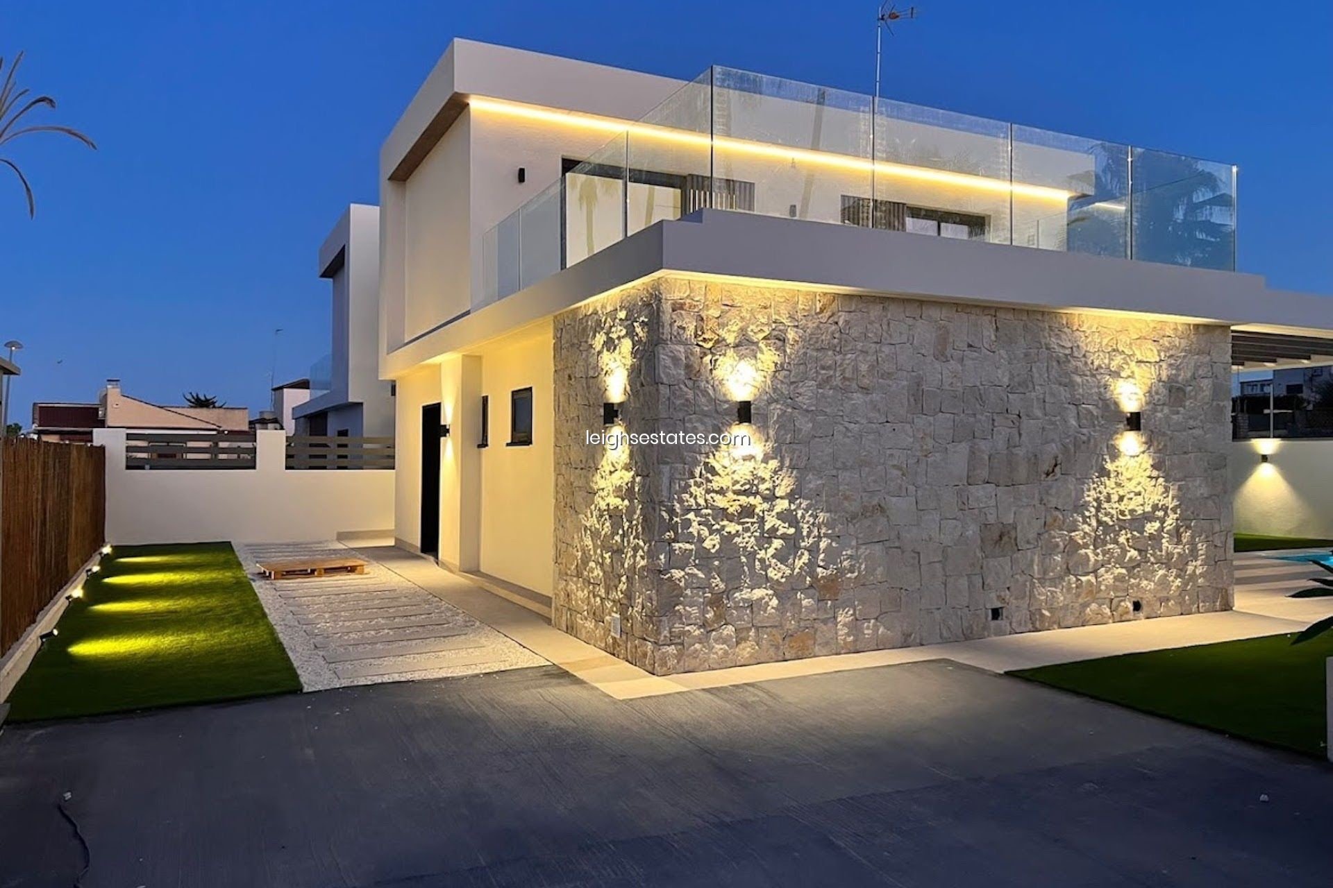 Obra nueva - Villa -
Orihuela Costa - Lomas de Cabo Roig