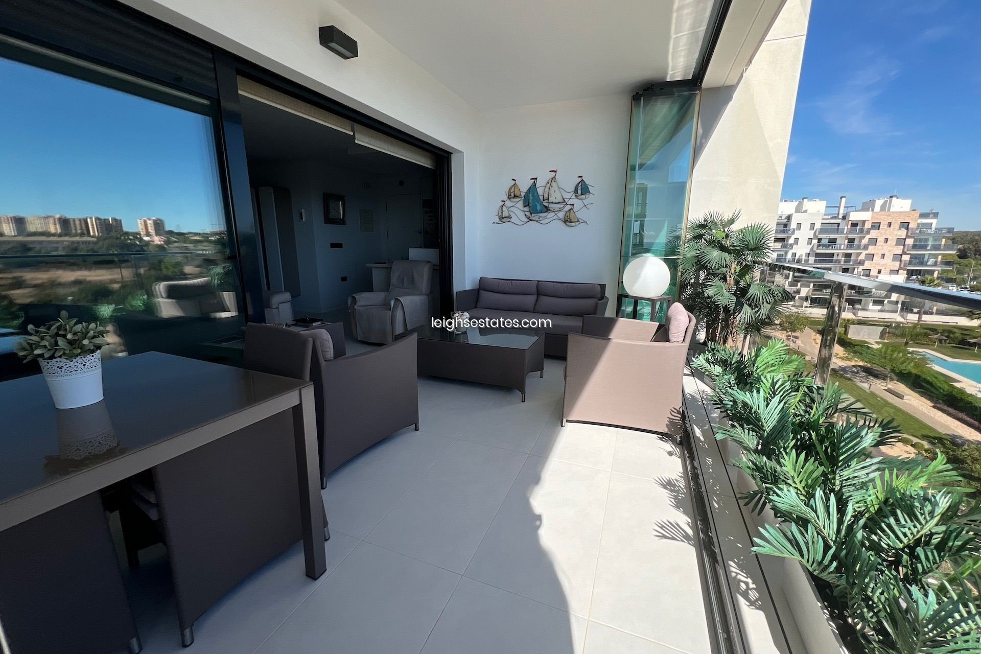 Resale - Apartment / flat -
Mil Palmeras