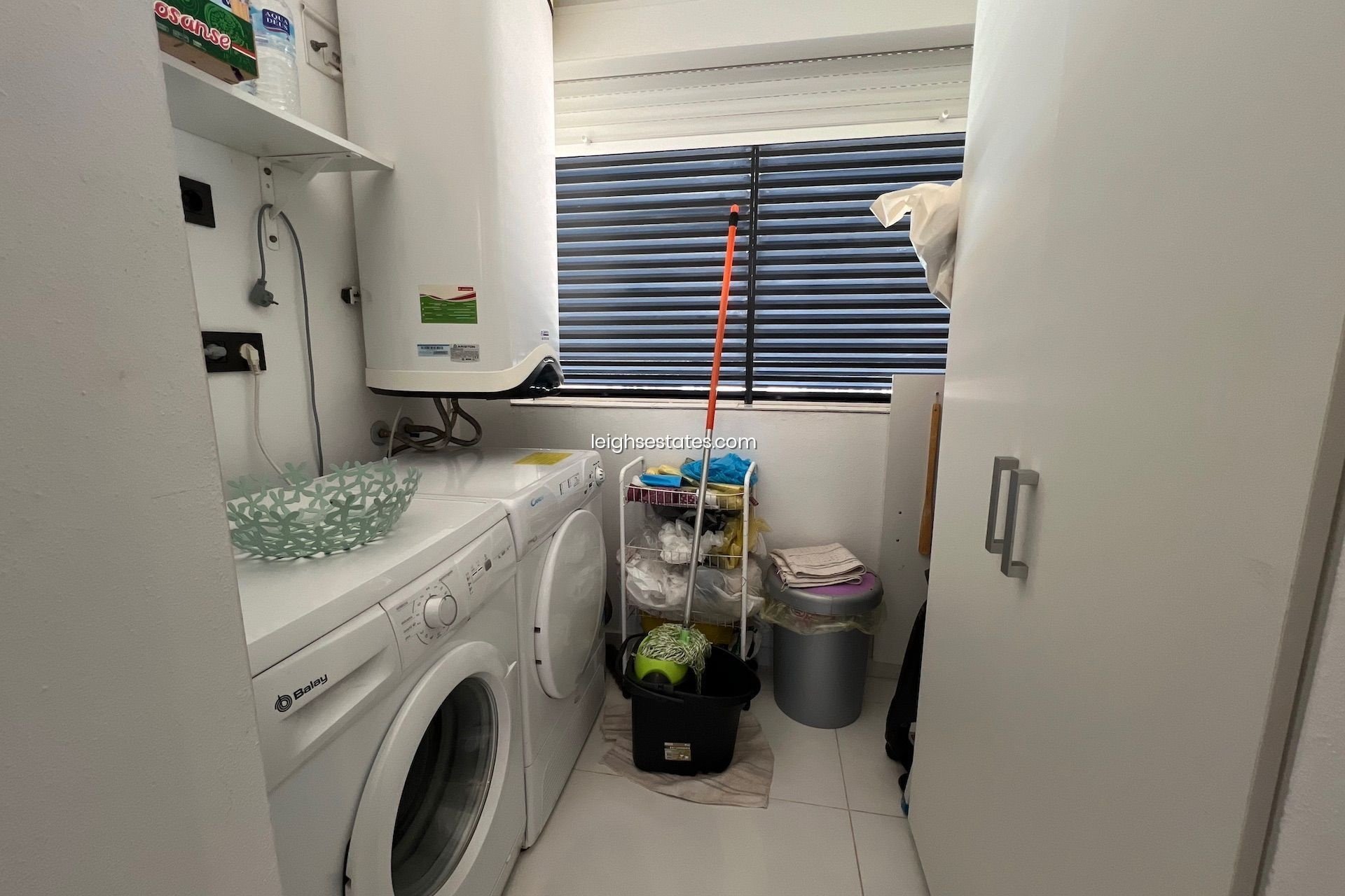 Resale - Apartment / flat -
Mil Palmeras