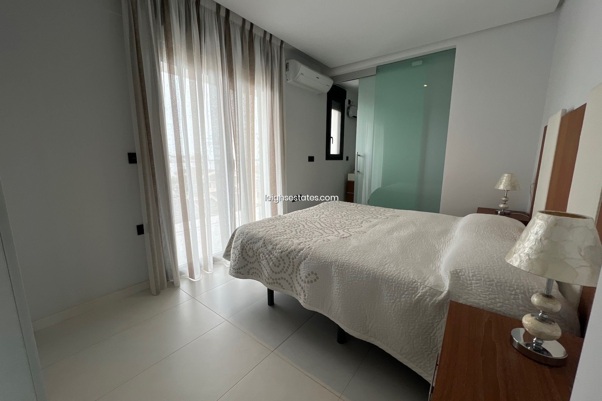 Resale - Apartment / flat -
Mil Palmeras