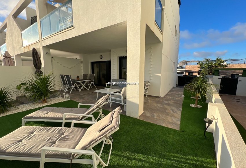 Resale - Apartment / flat -
Mil Palmeras