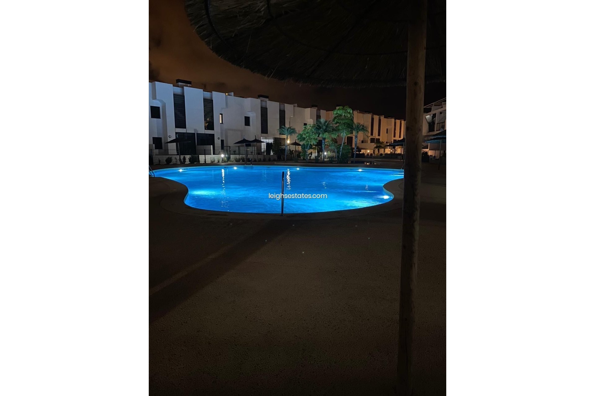 Resale - Apartment / flat -
Mil Palmeras