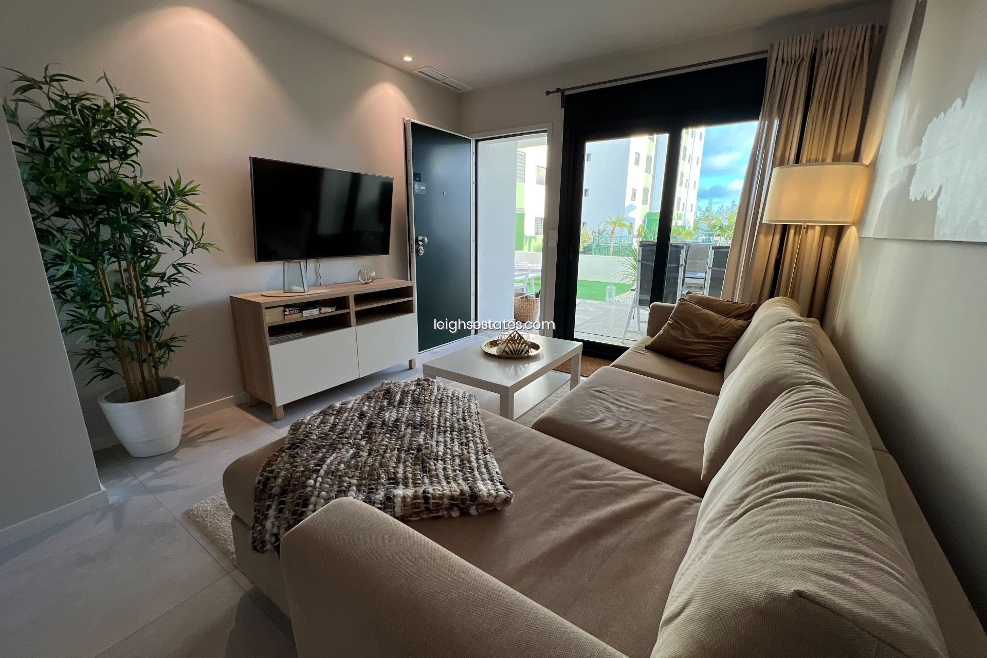 Resale - Apartment / flat -
Mil Palmeras