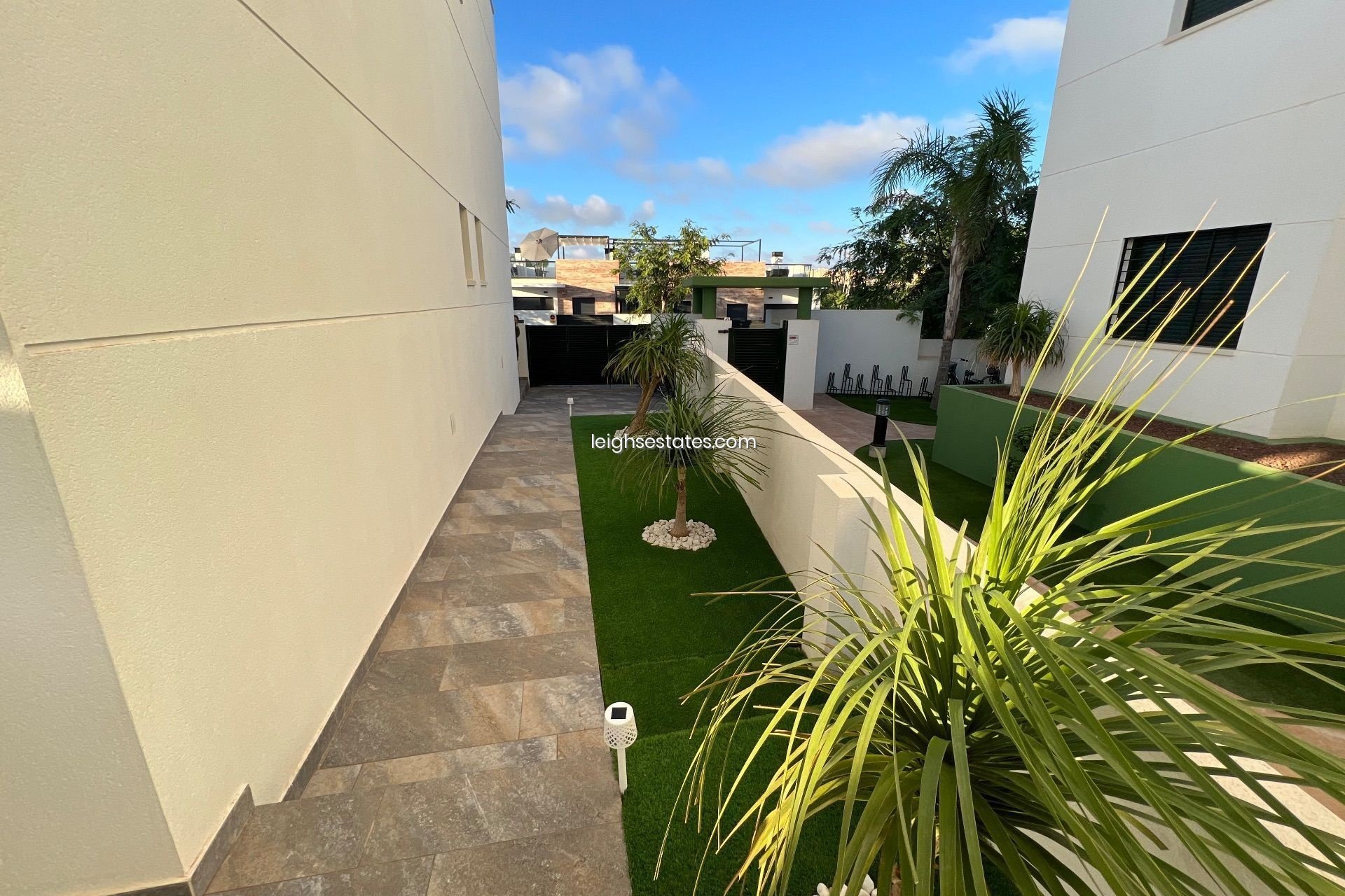 Resale - Apartment / flat -
Mil Palmeras