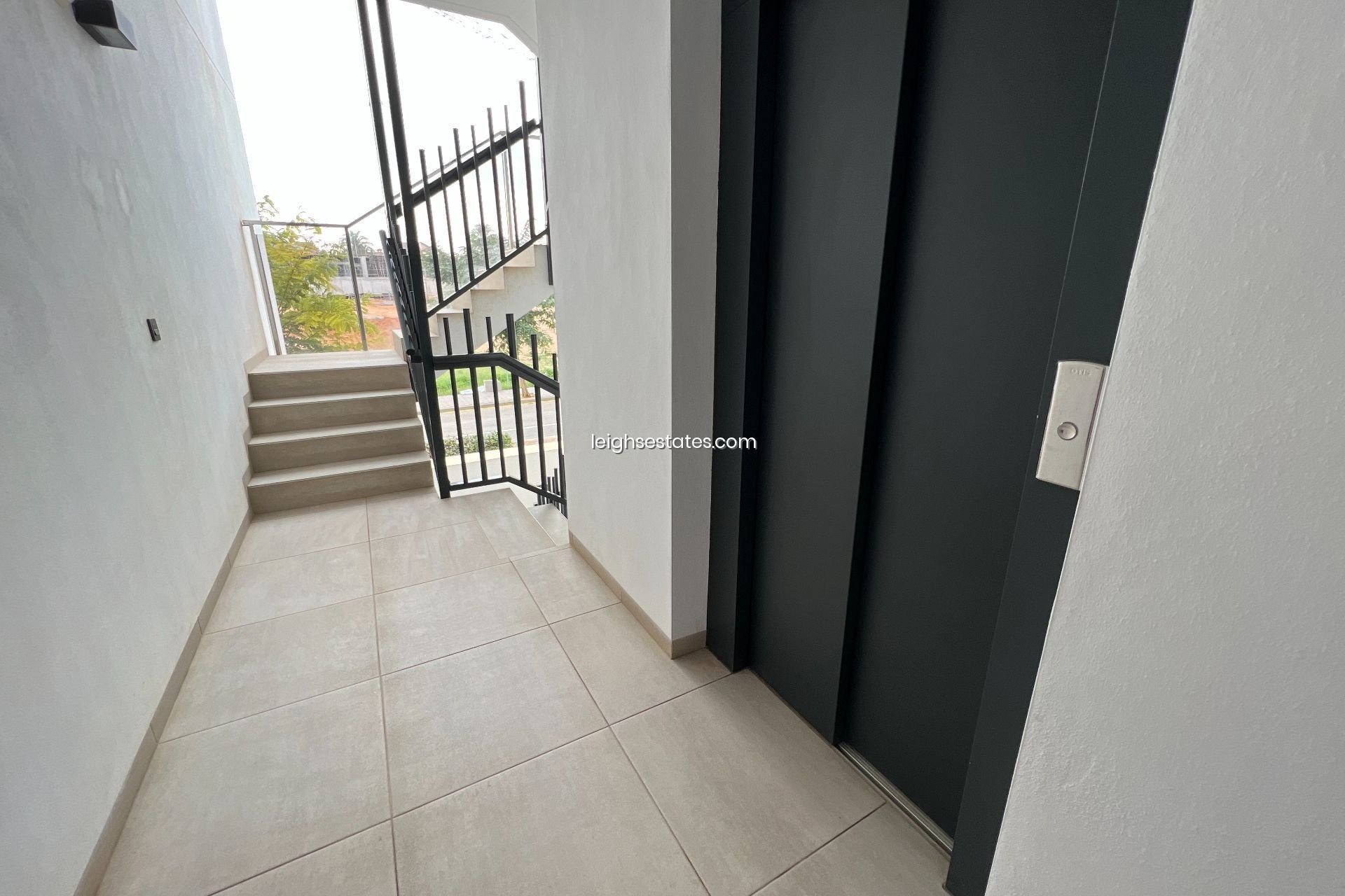 Resale - Apartment  -
Mil Palmeras
