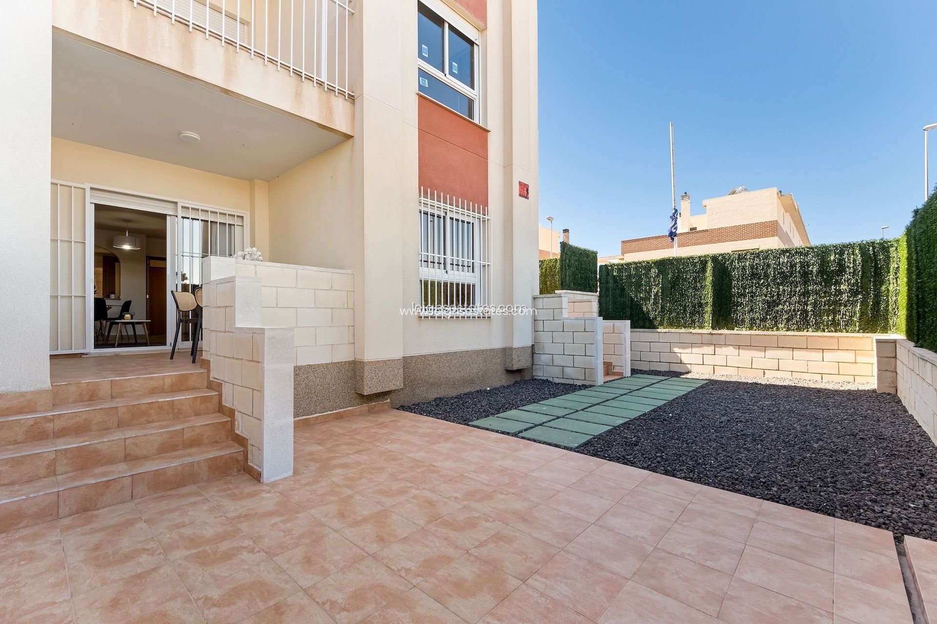 Resale - Apartment  -
Orihuela Costa - Lomas de Cabo Roig