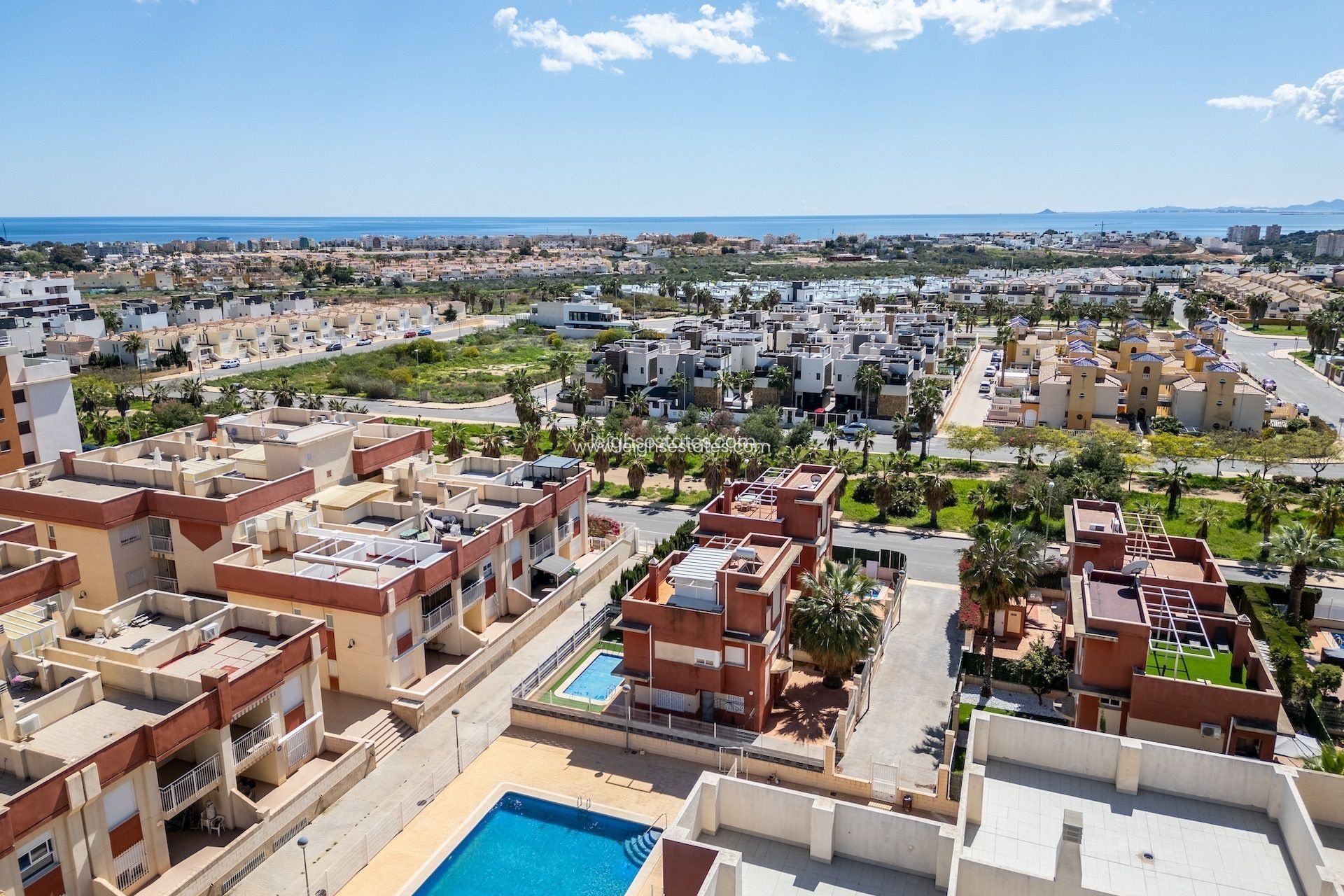 Resale - Apartment  -
Orihuela Costa - Lomas de Cabo Roig