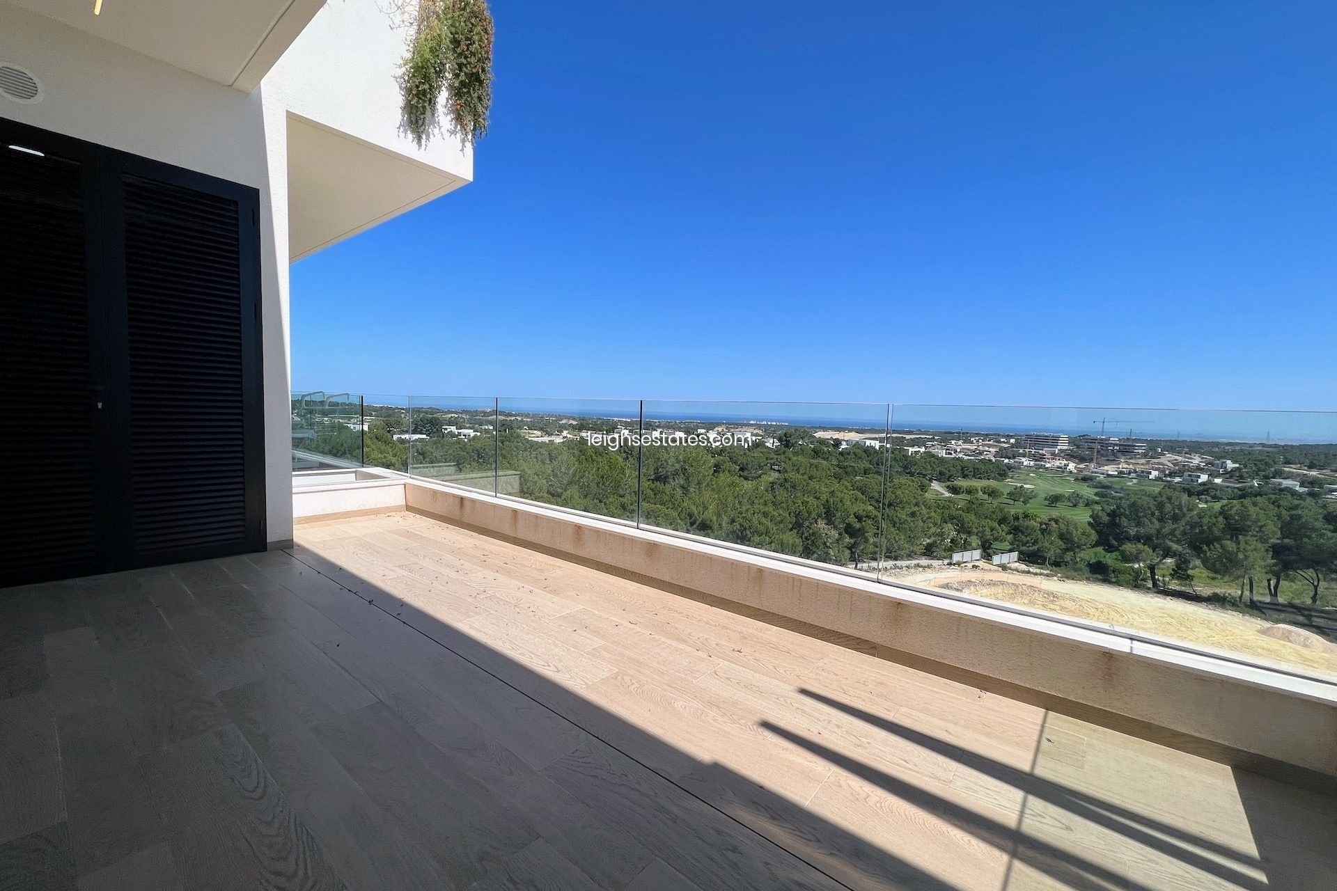 Resale - Apartment  -
San Miguel de Salinas - Las Colinas Golf &amp; Country Club