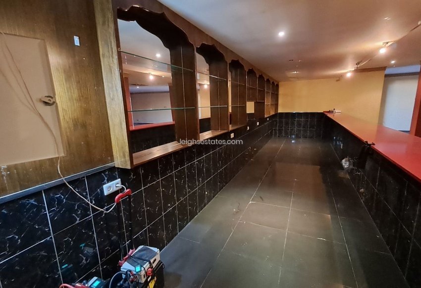 Resale - Commercial -
San Miguel de Salinas