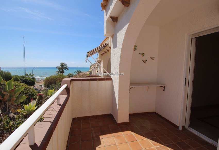 Resale - Townhouse -
Dehesa de Campoamor