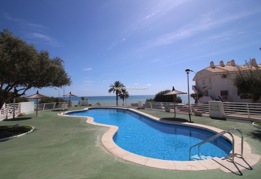 Resale - Townhouse -
Dehesa de Campoamor
