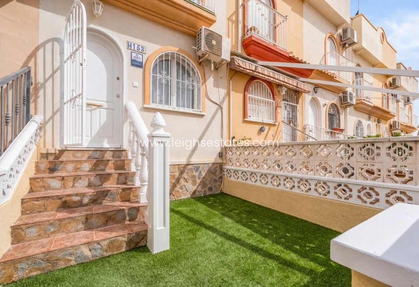 Resale - Townhouse -
Orihuela Costa - Playa Flamenca