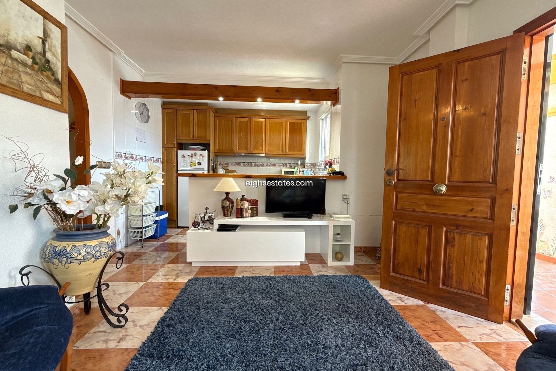 Resale - Townhouse -
Villamartin