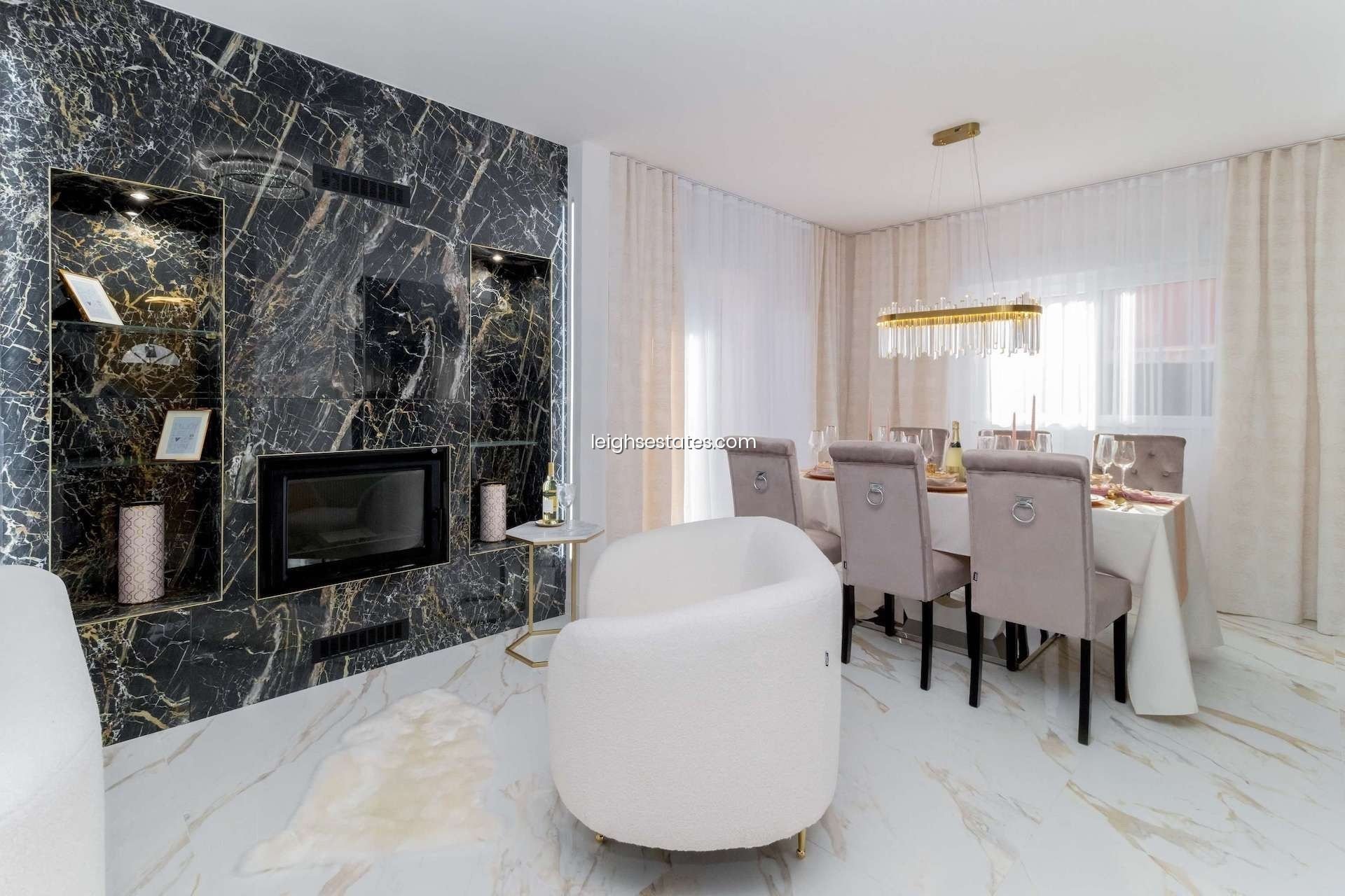 Resale - Villa -
Orihuela Costa - Lomas de Cabo Roig