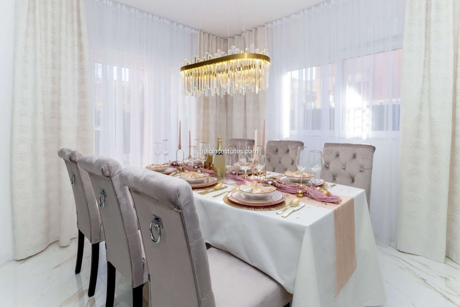 Resale - Villa -
Orihuela Costa - Lomas de Cabo Roig