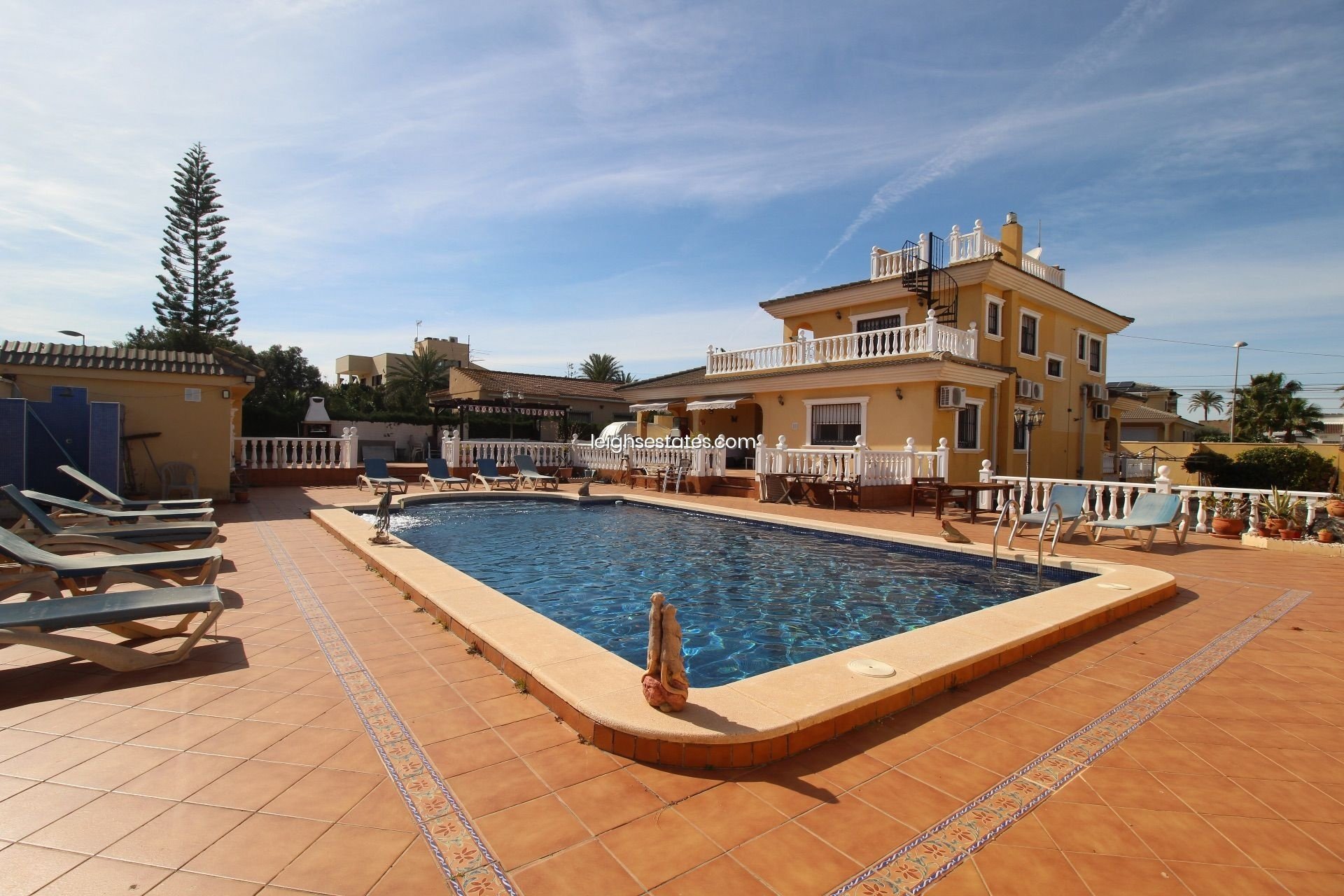 Resale - Villa -
Torrevieja - Los Balcones