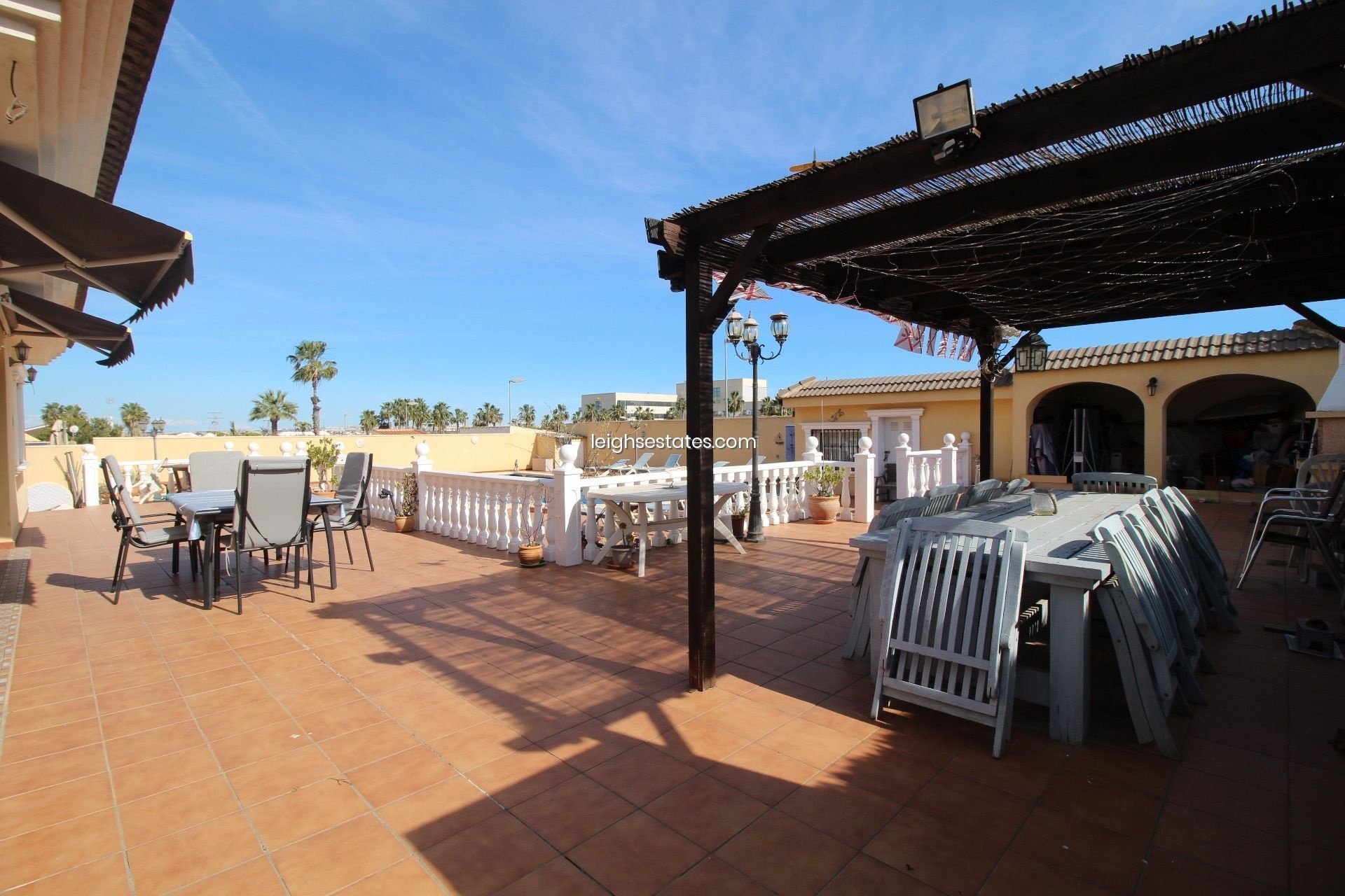 Resale - Villa -
Torrevieja - Los Balcones