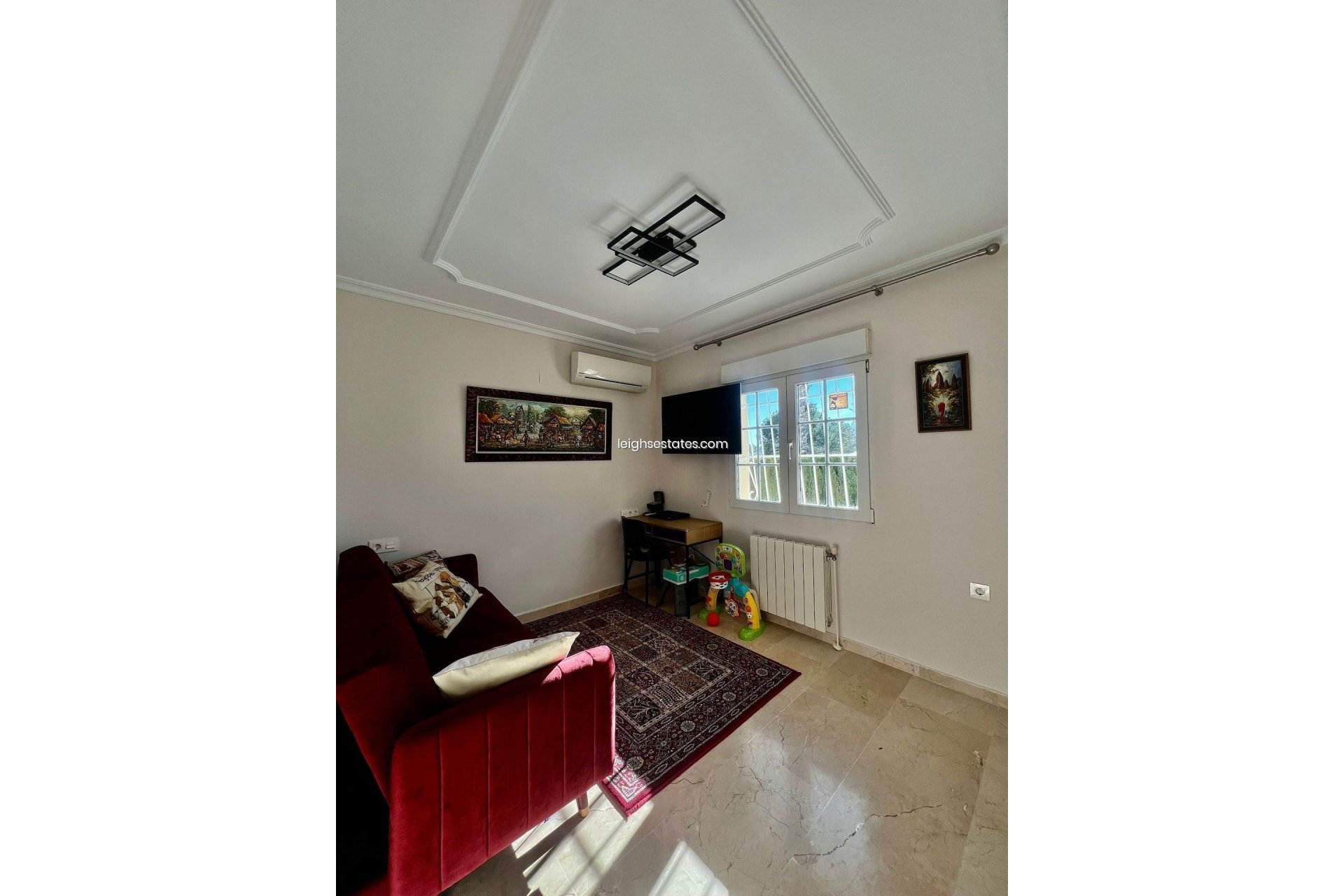 Resale - Villa -
Villamartin - Las Ramblas Golf