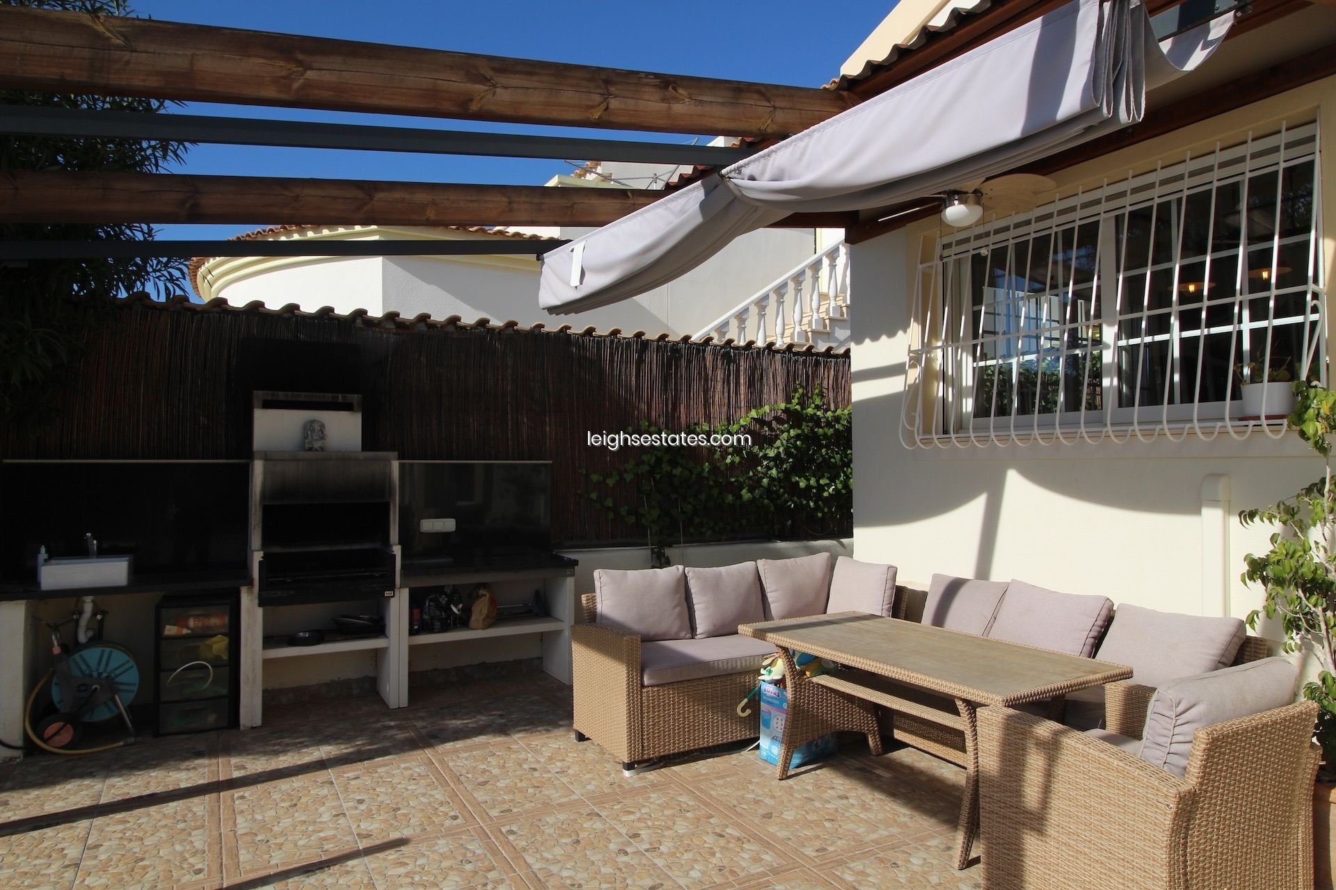Resale - Villa -
Villamartin - Las Ramblas Golf