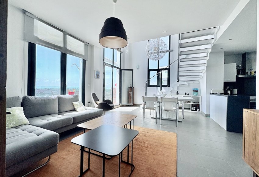 Reventa - Apartamento  -
Dehesa de Campoamor - Las Ramblas