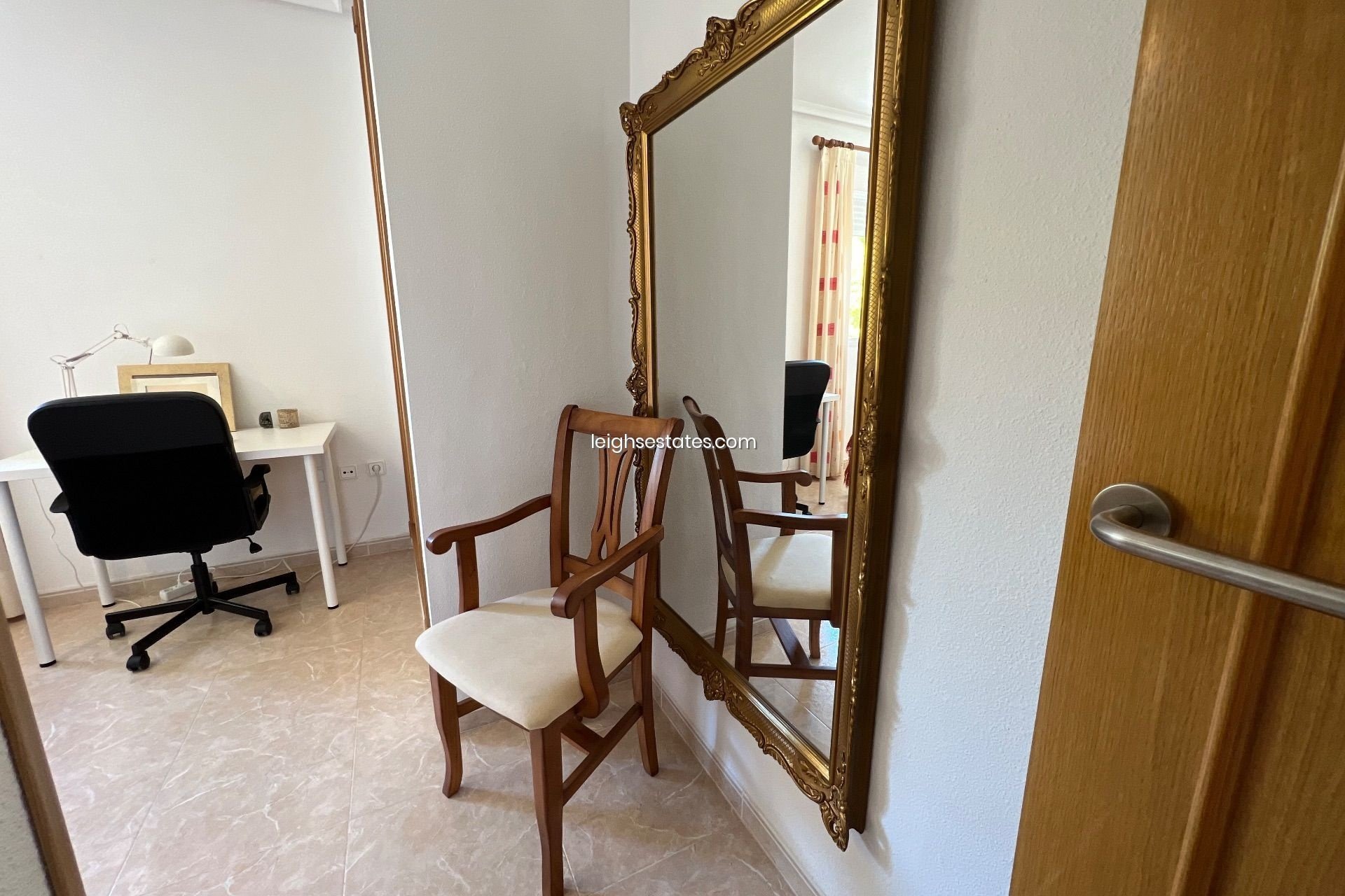 Reventa - Apartamento / piso -
Mil Palmeras