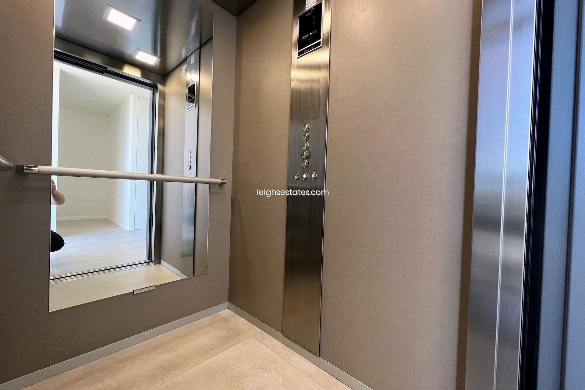 Reventa - Apartamento / piso -
San Miguel de Salinas - Las Colinas Golf &amp; Country Club