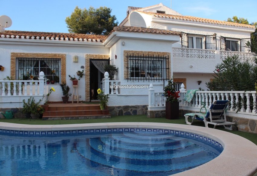 Reventa - Villa -
El Pinar de Campoverde