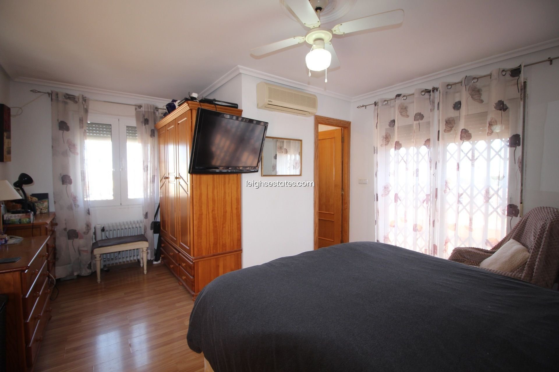 Reventa - Villa -
Torrevieja - Los Balcones