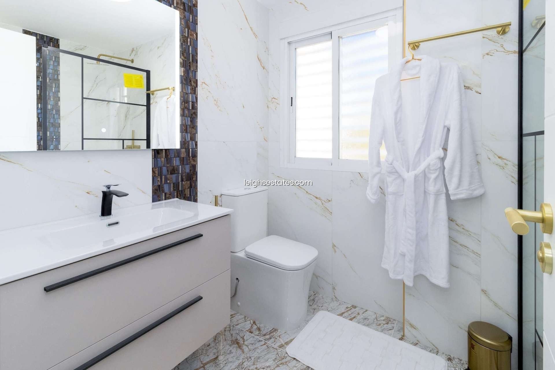 Revente - Villa -
Orihuela Costa - Lomas de Cabo Roig