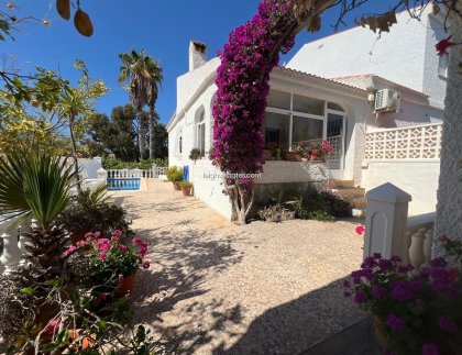 Villa - Reventa - Mil Palmeras -
                Mil Palmeras