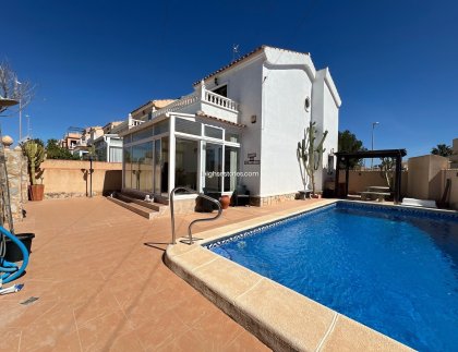 Villa - Revente - Orihuela Costa -
                Lomas de Cabo Roig