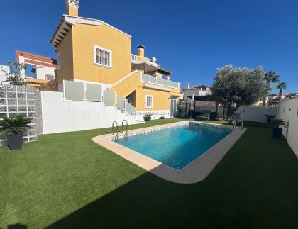 Villa - Wiederverkauf - Villamartin -
                Villamartin