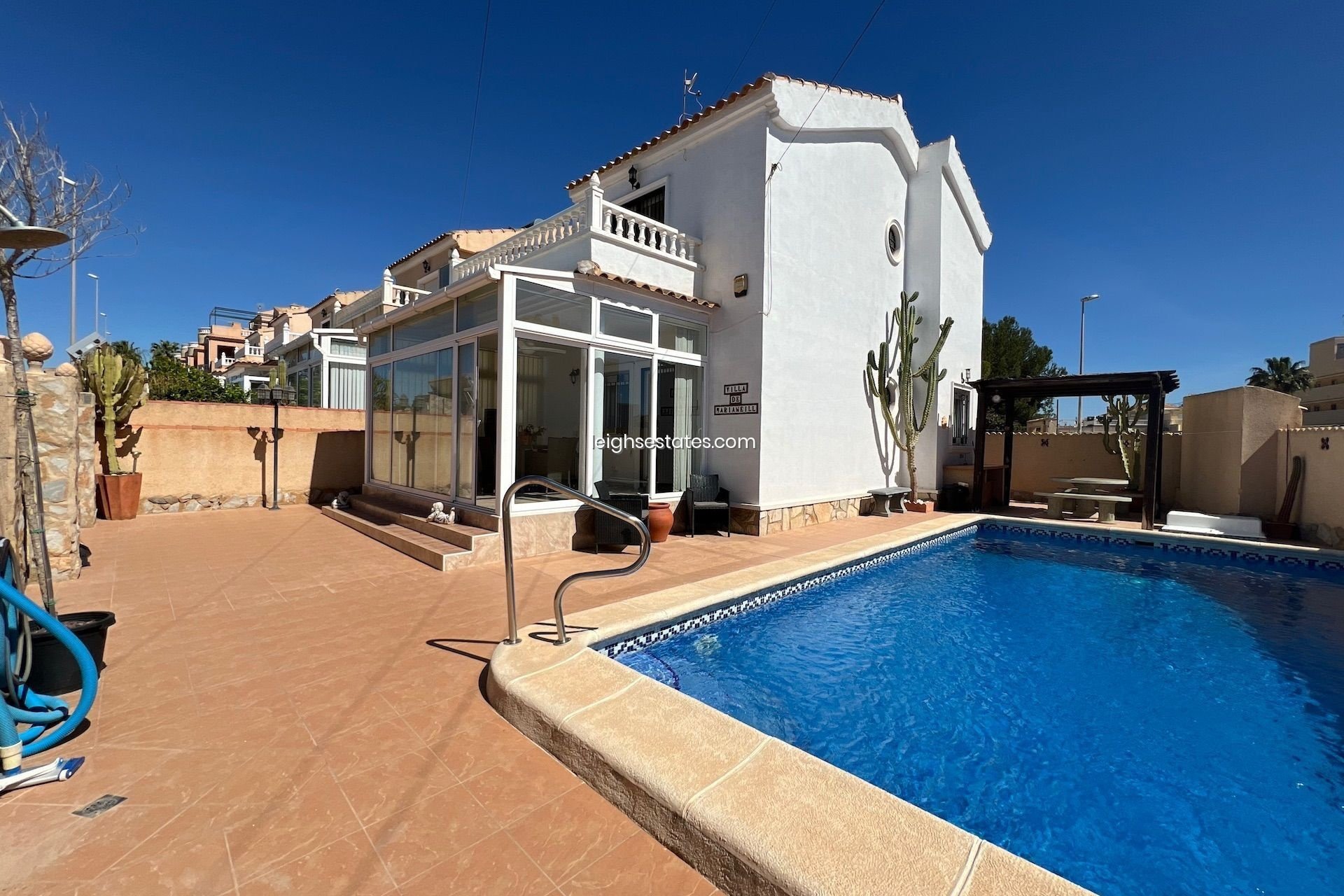 Wiederverkauf - Villa -
Orihuela Costa - Lomas de Cabo Roig