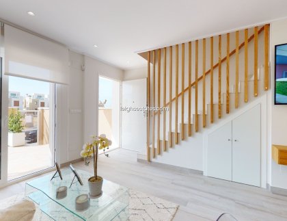 Neue Gebäude - Stadthaus -
Pilar de la Horadada