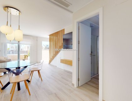 Neue Gebäude - Stadthaus -
Pilar de la Horadada