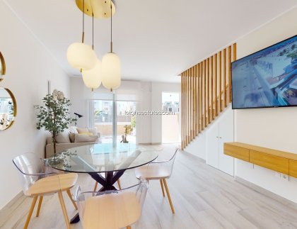 Neue Gebäude - Stadthaus -
Pilar de la Horadada