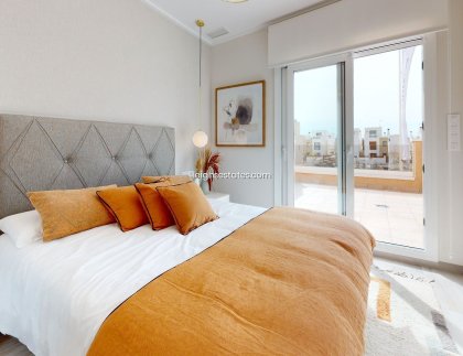 Neue Gebäude - Stadthaus -
Pilar de la Horadada