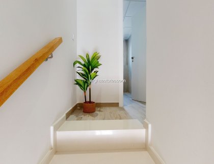 Neue Gebäude - Stadthaus -
Pilar de la Horadada