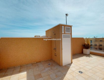 Neue Gebäude - Stadthaus -
Pilar de la Horadada