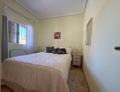 Resale - Villa -
Mil Palmeras