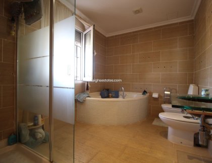 Resale - Villa -
Torrevieja - Los Balcones