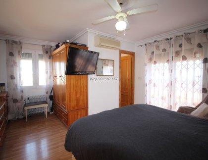 Resale - Villa -
Torrevieja - Los Balcones