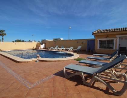 Resale - Villa -
Torrevieja - Los Balcones